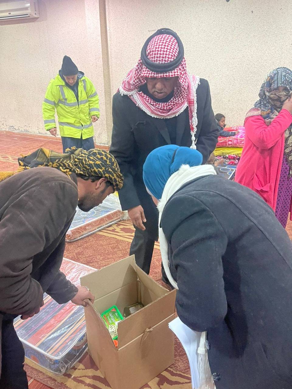 كريشان يهاتف عائلات تم إنقاذها من مداهمات مياه الأمطار في بلدية شيحان بالكرك ويوعز بتقديم كافة التسهيلات للعناية بها 