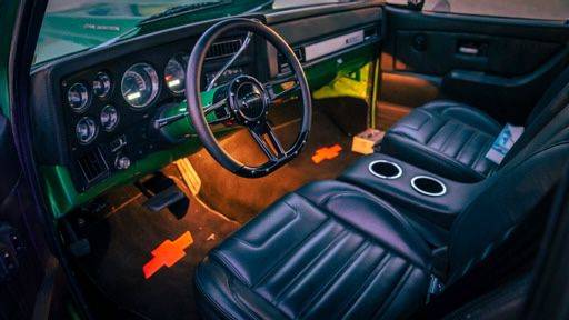 وجهة مميزة للسكان والسياح في أجمل شتاء في العالم  مهرجان الشيخ زايد مقصد استثنائي لمتابعي فعاليات السيارات الكلاسيكية