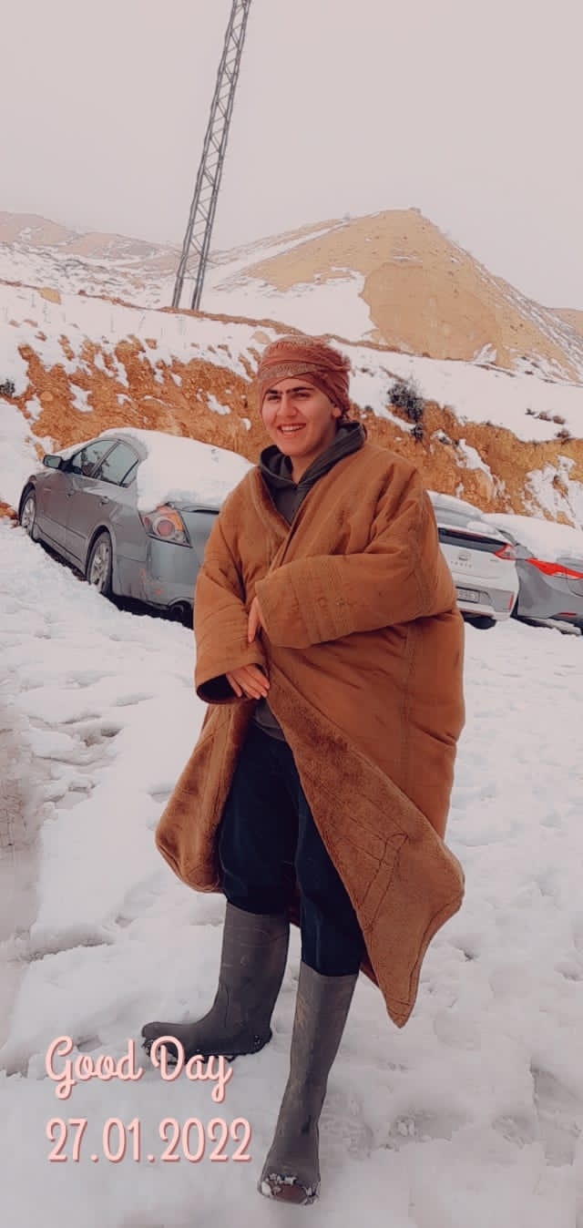 يسرى أبوعنيز  تكتب … الأردنيون يستقبلون الثلوج بالفرح