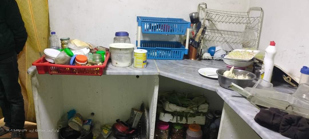 ترحيل عائلة في الرمثا تضم 13 فرداًمن بيت آيل للسقوط إلى شقة آمنة