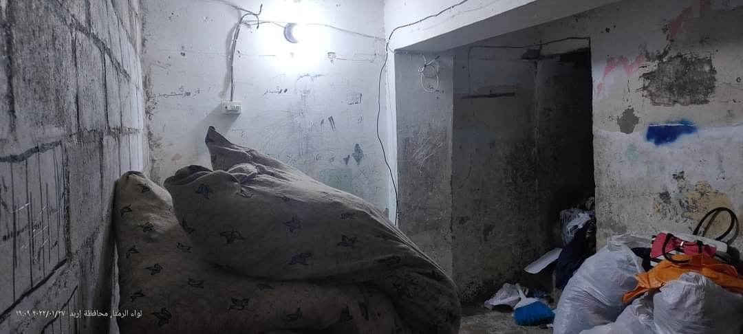 ترحيل عائلة في الرمثا تضم 13 فرداًمن بيت آيل للسقوط إلى شقة آمنة