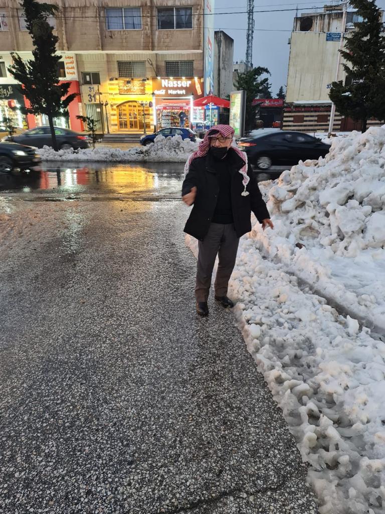 وزير الأشغال العامَّة يوجه بدعم واسناد الشركاء العاملين في الميدان على فتح الطُّرق الفرعية