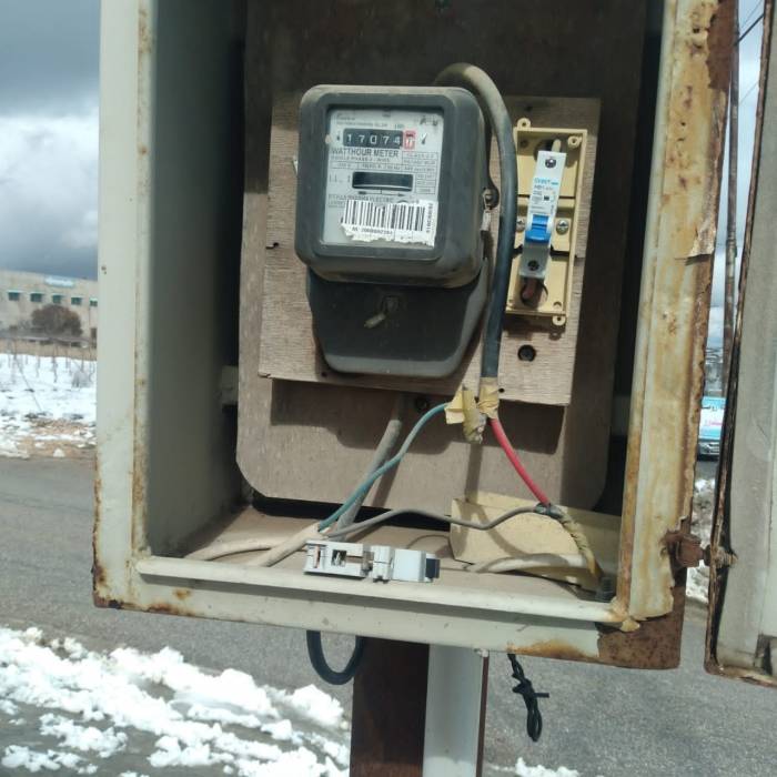 الأشغال تباشر بإجراء أعمال صيانة شاملة بعد المنخفض الجوي الماضي