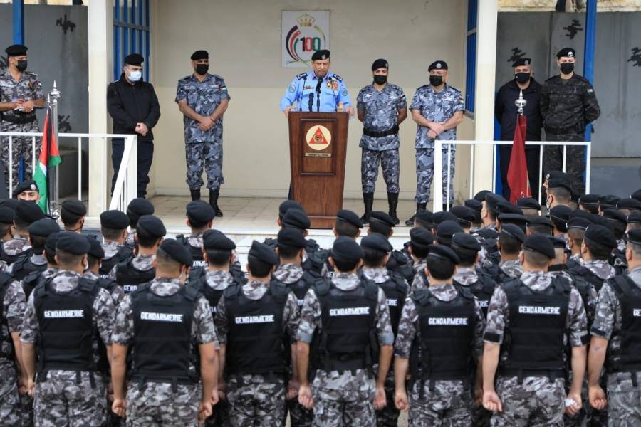 مدير الأمن العام يزور عددا من كتائب قوات الدرك