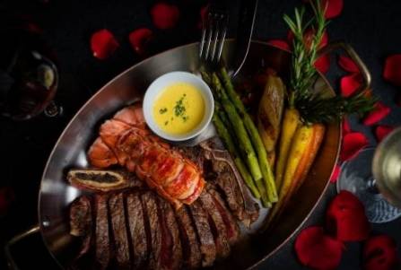 مطعم كارنا من داريو تشيكيني يُعدّ أجمل المفاجآت  في مناسبة يوم الفالنتين