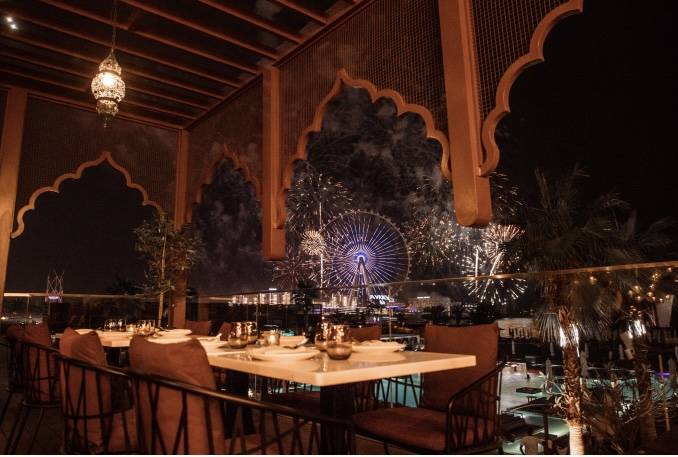 مطعم أصيل .. أروع الأماكن لتمضية أمسية الفالنتين وسط الأجواء الرومانسية 