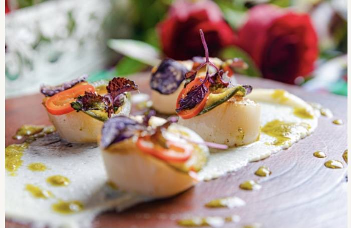 استمتع بأجواء هوتيل كارتاخينا الرئعة جداً في ليلة يوم الفالنتينفي دبي 