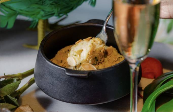 استمتع بأجواء هوتيل كارتاخينا الرئعة جداً في ليلة يوم الفالنتينفي دبي 