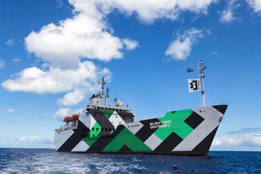 سفينة سانت هيلينا تصل الى المملكة العربية السعودية إستعداداً لانطلاق الموسم الثاني من بطولة إكستريم إي