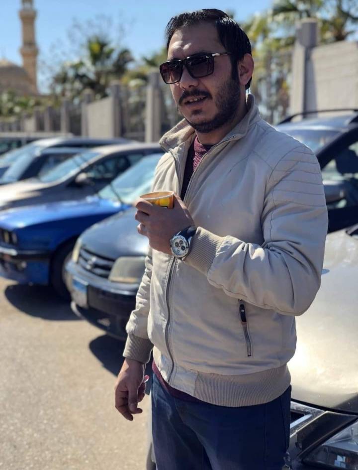 الدكتور أنس نهار عبد الرزاق عواد الخرابشة  الف مبروك التخرج