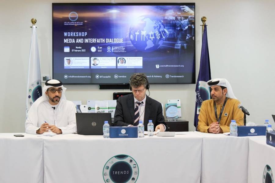 في ورشة عمل لــ تریندز حول الإعلام وحوار الأدیان