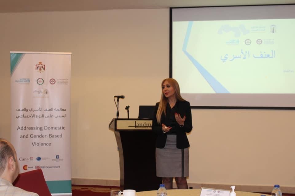 توصية بتطوير برنامج تدريبي للإعلاميين يتضمن أسس تغطية قضايا العنف الأسري