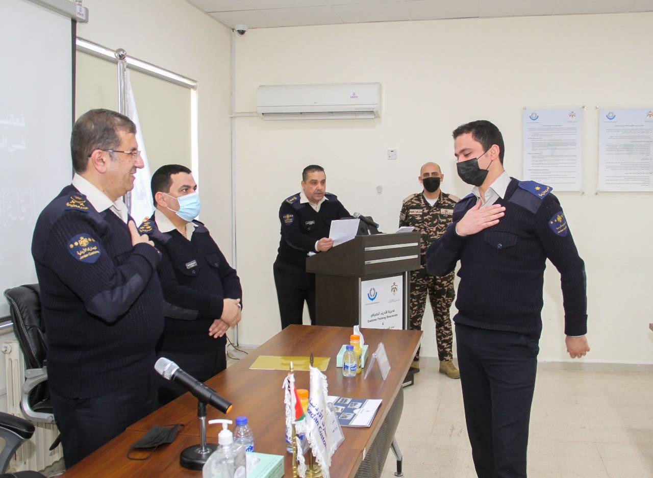 مدير عام الجمارك : الارتقاء بالتدريب والتأهيل للكوادر البشرية من أولى اولويات العمل الجمركي 