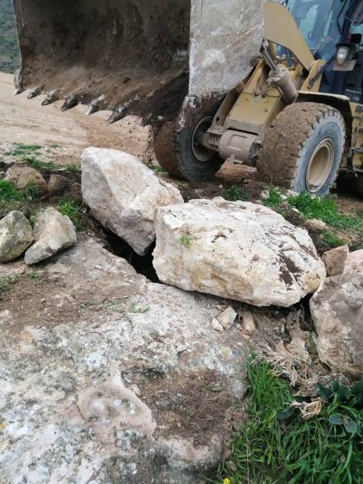 الخنان يقرر إغلاق الابار المهجور والتي تشكل خطر على المواطنين في لواء الكورة