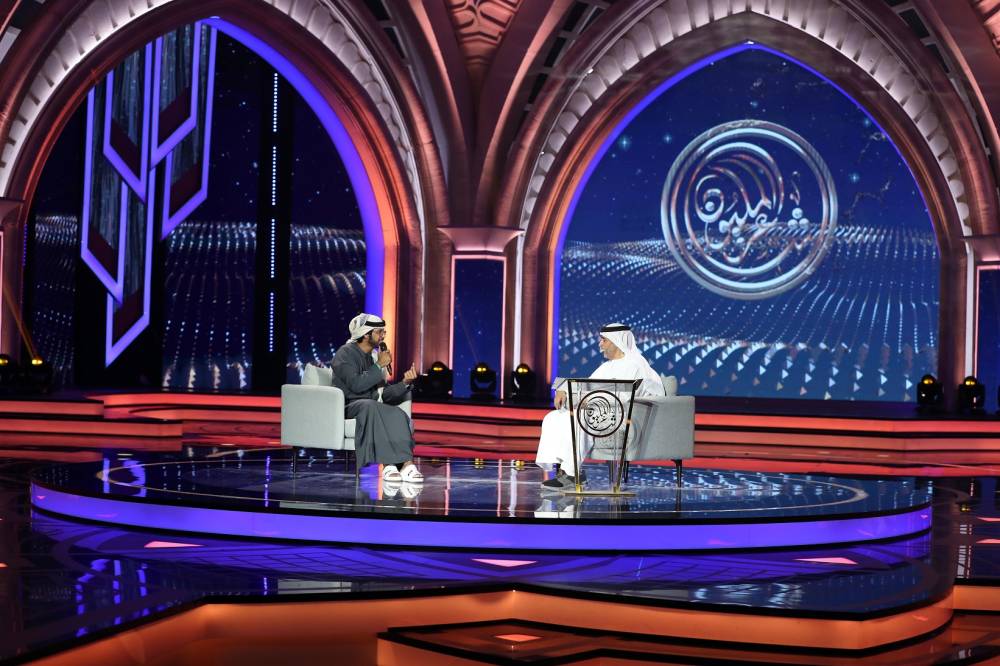 شاعر المليون بأمسيته العاشرة..  يبوح ألقاً وتميزاً من شاطئ الراحة في أبوظبي