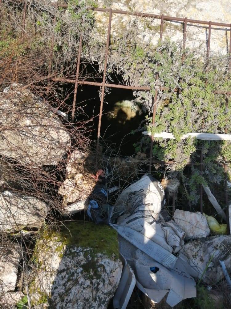 الخنان يقرر إغلاق الابار المهجور والتي تشكل خطر على المواطنين في لواء الكورة