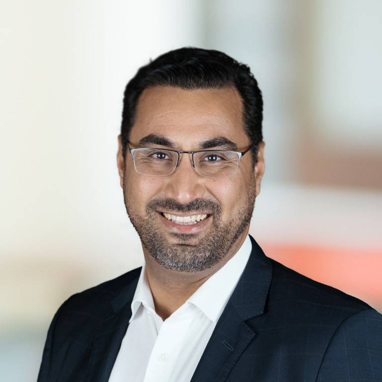 دور تكنولوجيا المؤسسات في تسريع وتيرة خفض انبعاثات الكربون   بقلم حسام جميلي