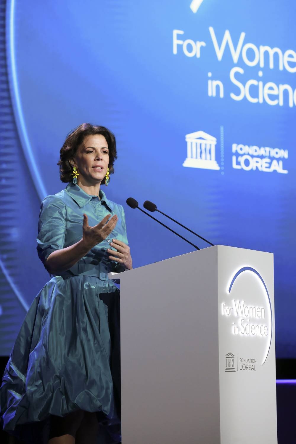 لوريال-اليونسكو من أجل المرأة في العلم يحتفي بإنجازات العالمات العربيات الصاعدات