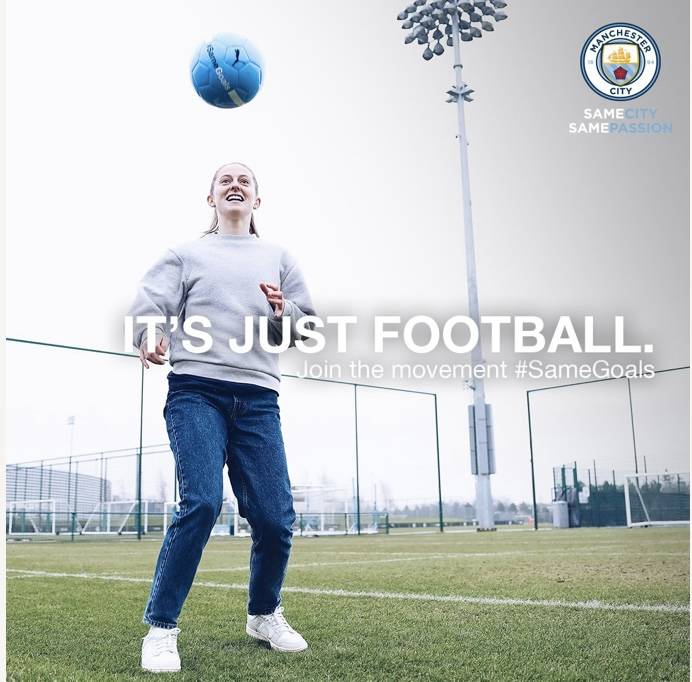 نادي مانشستر سيتي يواصل جهوده في تشجيع الفتيات الصغيرات على ممارسة رياضة كرة القدم