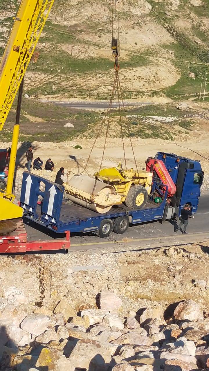 تدهور مدحله في منطقة عيون الحمام واصابة سائقها اصابه خطره