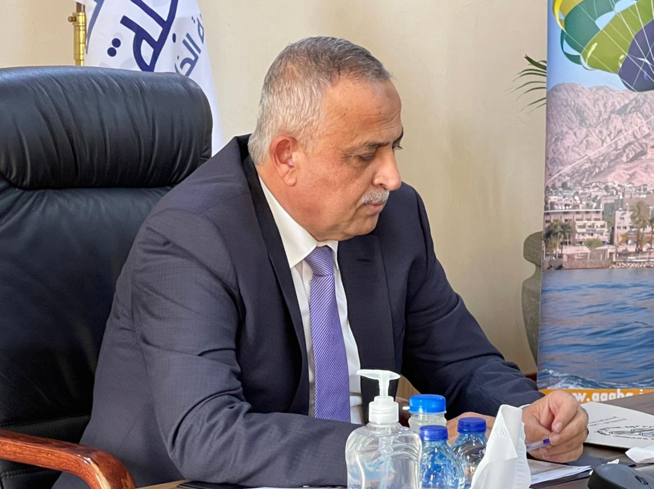 البخيت يطلق حملة غير الكيس الرسمية لجمعية البيئة في العقبة 