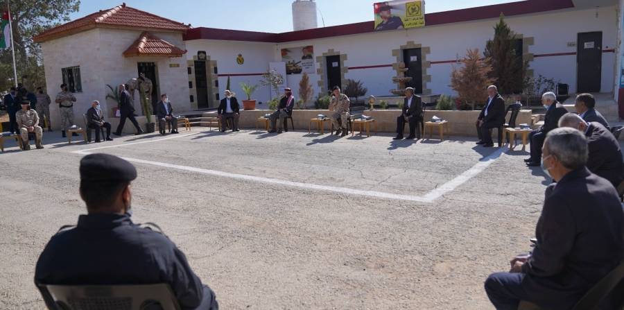 جلالة الملك يلتقي عدداً من رفاق السلاح في يوم الوفاء للمتقاعدين