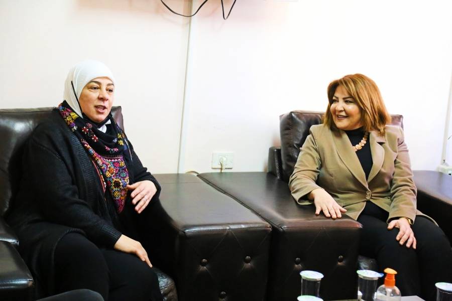 د. التميمي تبحث مع د. غنام تعزيز العمل المشترك