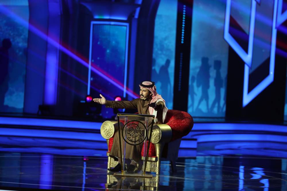 شاعر المليون .. حكايات القوافي تغرد على شاطئ الراحة بأبوظبي في الأمسية المباشرة الحادية عشرة