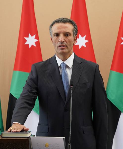 الفايز : إجراءات الحكومة التخفيفة ستساهم بتنشيط الحركة السياحية وتسهيل قدوم السياح الى المملكة