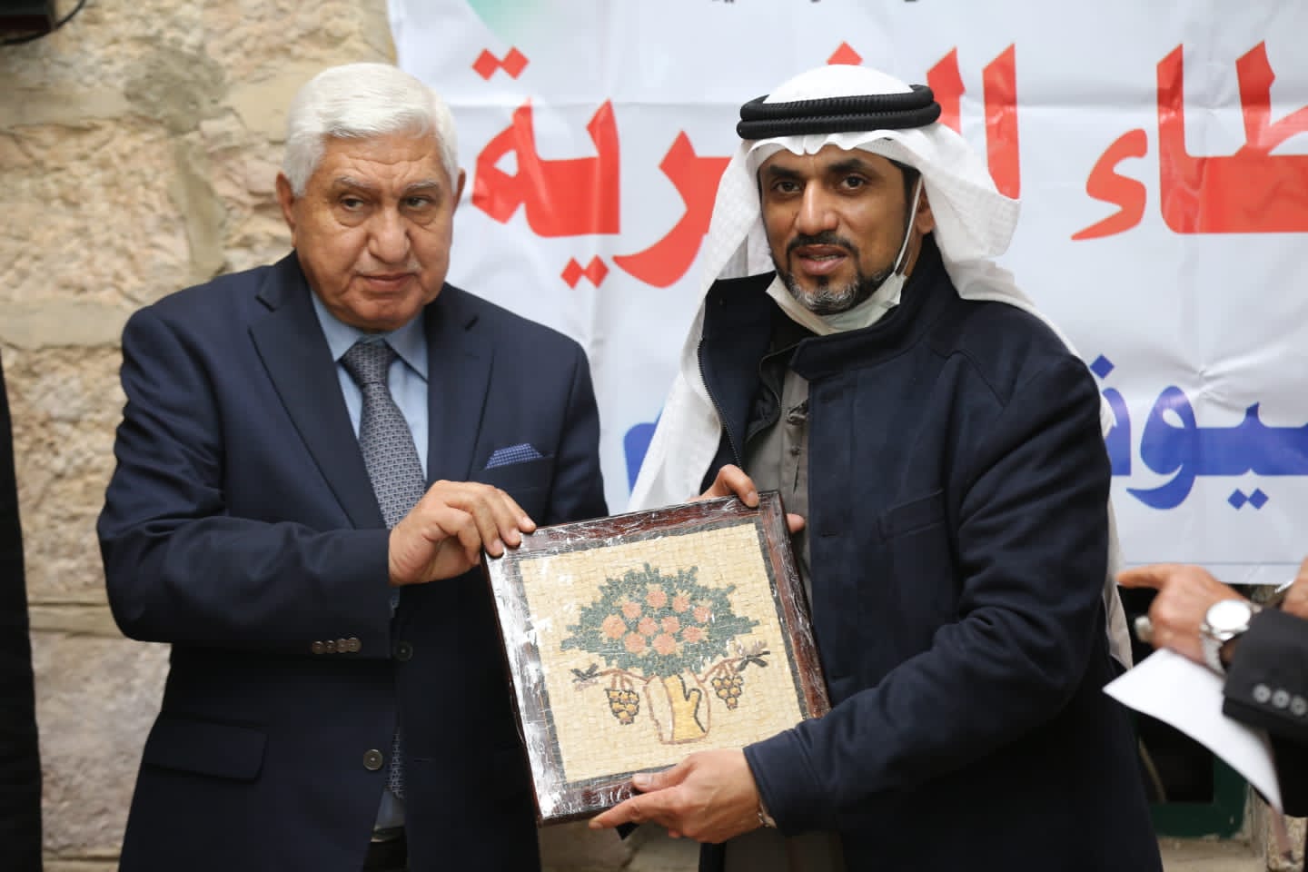 جمعية وسام العطاء تكرم الأيتام وأمهاتهم بمادبا بمناسبة الاعياد الوطنية 