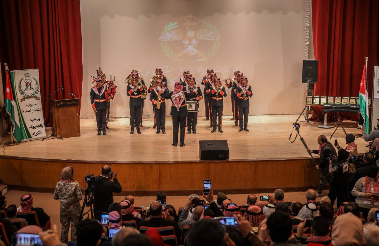  المفتش العام للقوات المسلحة الأردنية يرعى احتفال تجمع إربد للمتقاعدين العسكريين بالمناسبات الوطنية