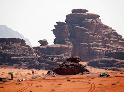 افتتاح مثير لسباق ديزرت أكس بري في نيوم