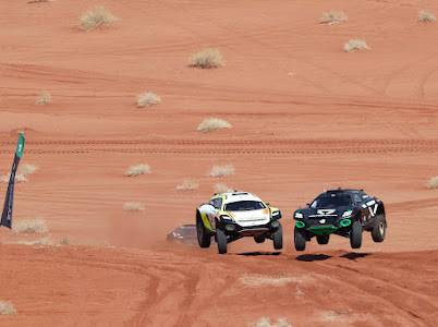 افتتاح مثير لسباق ديزرت أكس بري في نيوم