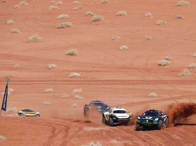 افتتاح مثير لسباق ديزرت أكس بري في نيوم