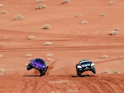 افتتاح مثير لسباق ديزرت أكس بري في نيوم