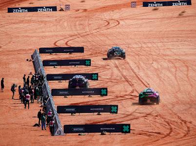 افتتاح مثير لسباق ديزرت أكس بري في نيوم