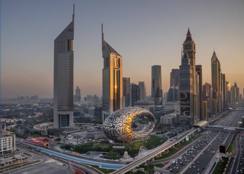 متحف المستقبل وجهة ساحرة تستقطب عدسات المصورين العالميين وعشاق التصوير الفوتوغرافي  ​