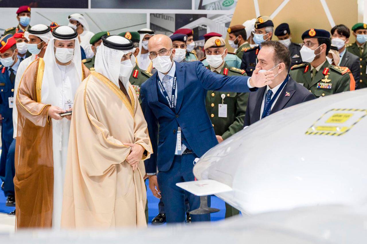 منصور بن زايد يفتتح معرضي يومكس وسيمتكس