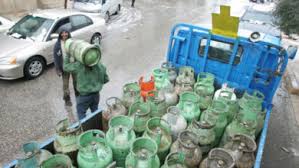 المواصفات والمقاييس تنفي “تعبئة اسطوانات الغاز بالماء”