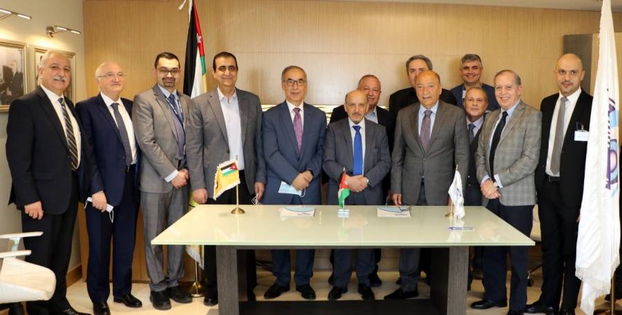 اتفاقية تعاون مشترك بين مستشفى الجامعة الأردنية ومستشفى العيون التخصصي