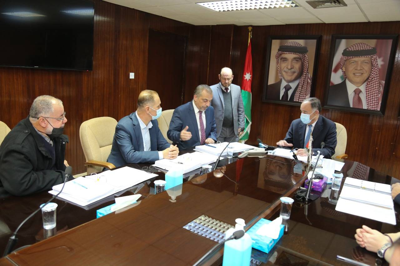 توقيع اتفاقية  تأهيل شبكات عين الباشا بقيمة (5.8) مليون دينار 