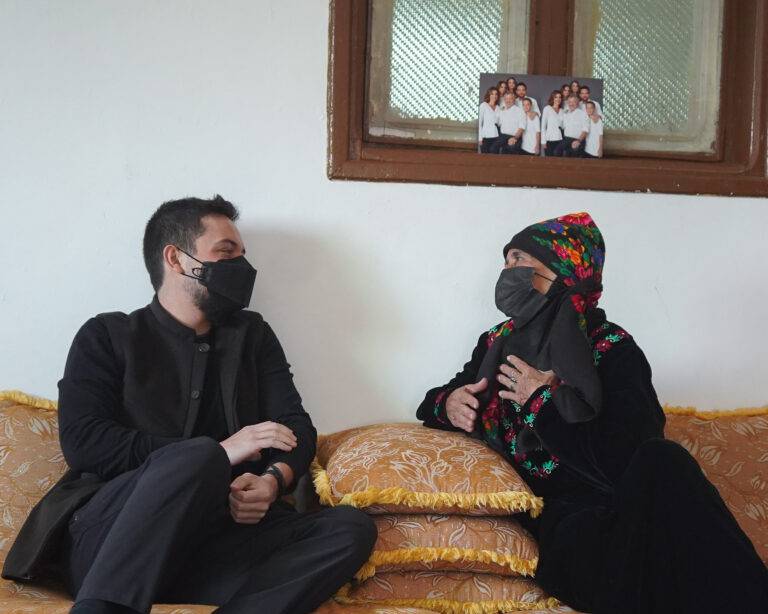 ولي العهد يلبي دعوة الحاجة حمدة الزيود