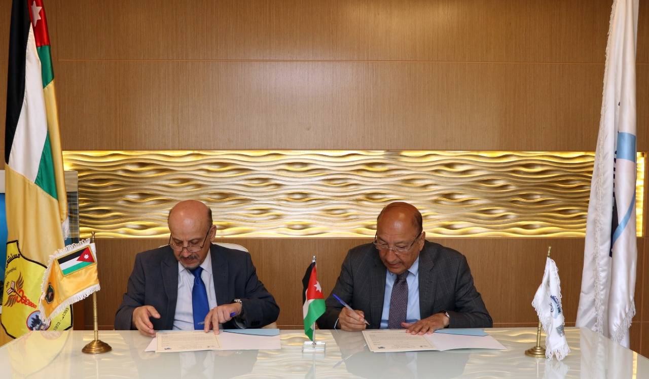 اتفاقية تعاون مشترك بين مستشفى الجامعة الأردنية ومستشفى العيون التخصصي 