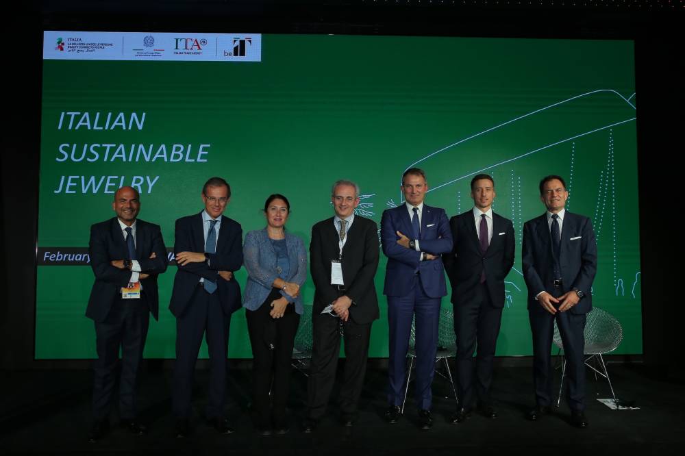 الاستدامة تعزز خيارات المستهلكين الشرائية للمجوهرات