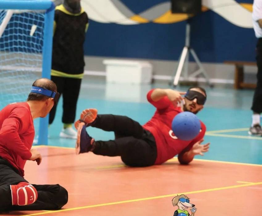 منتخب كرة الهدف للمكفوفين ينافس على الذهب في دورة ألعاب غرب آسيا البارالمبية