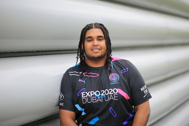 لاعبا فريق مانشستر سيتي للرياضات الإلكترونية يعبران عن انبهارهما بمستوى المشاركين في تصفيات كأس مانشستر سيتي للرياضات الالكترونية في الإمارات
