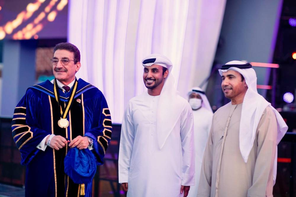 الجامعة  الأمريكية في الإمارات تنظم احتفالية استثنائية لتخريج ثلاث دفعات طلابية في إكسبو 2020 دبي  