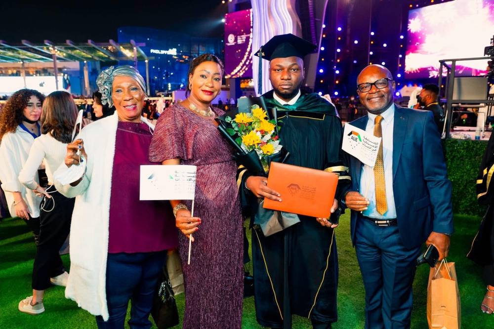 الجامعة  الأمريكية في الإمارات تنظم احتفالية استثنائية لتخريج ثلاث دفعات طلابية في إكسبو 2020 دبي  