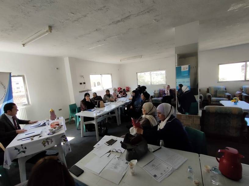 ورشة حوارية حول الانتخابات في جمعية نساء ناعور الناهضات صور