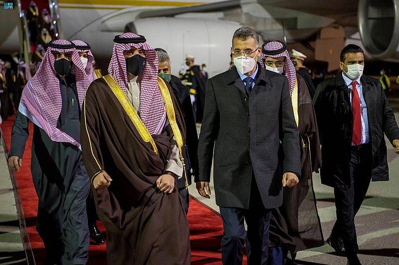 سمو الأمير عبدالعزيز بن سعود يصل إلى الجمهورية التونسية في زيارة رسمية